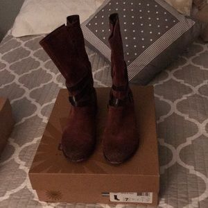 Size 7 Brown Ugg Boots
